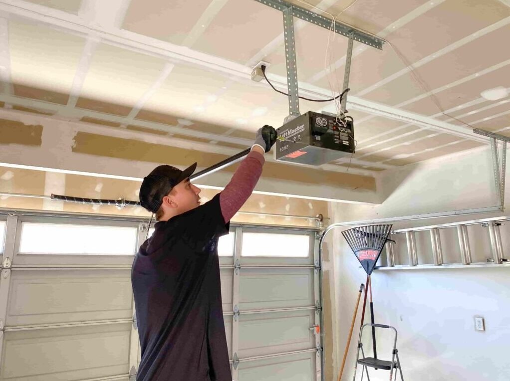 Garage Door Repair Fort Myers, FL | Fast & Reliable Service