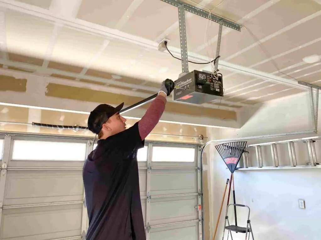 Garage Door Repair Fort Myers, FL | Fast & Reliable Service